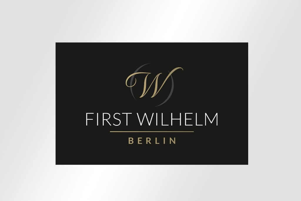 Corporate Design Immobilienmarketin edles Logodesign FIRST WILHELM BERLIN